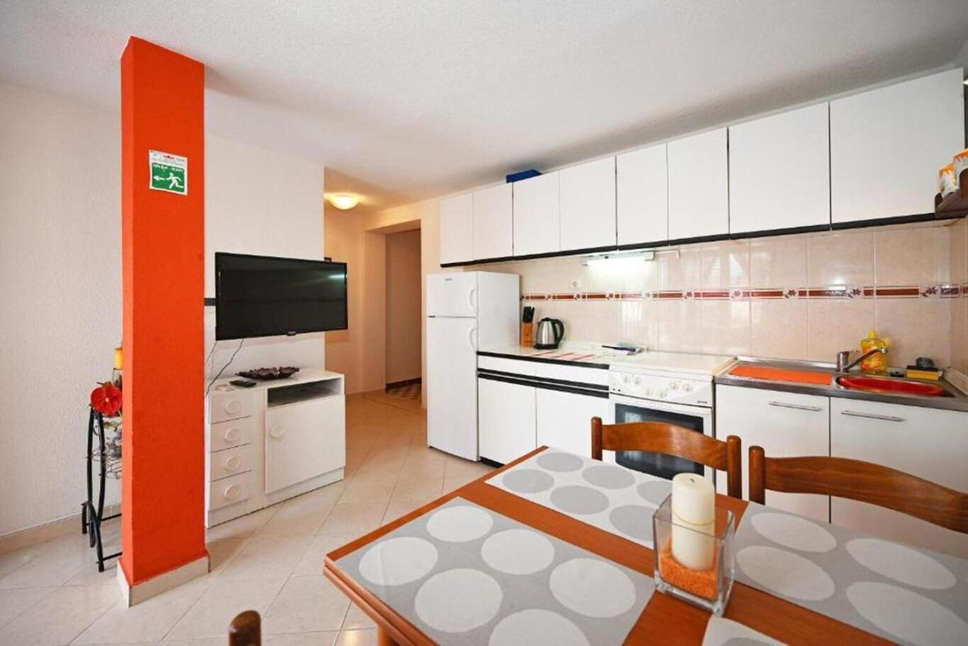 Apartment Mihovilovic Slatine Bagian luar foto