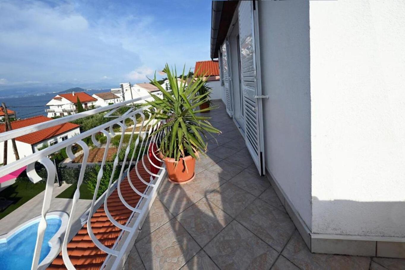 Apartment Mihovilovic Slatine Bagian luar foto