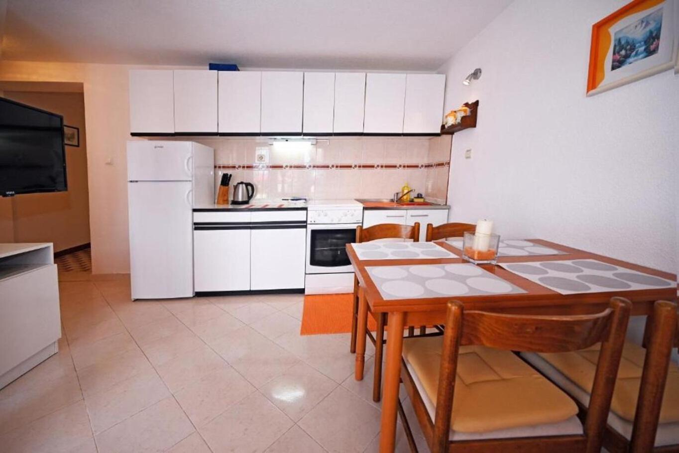 Apartment Mihovilovic Slatine Bagian luar foto