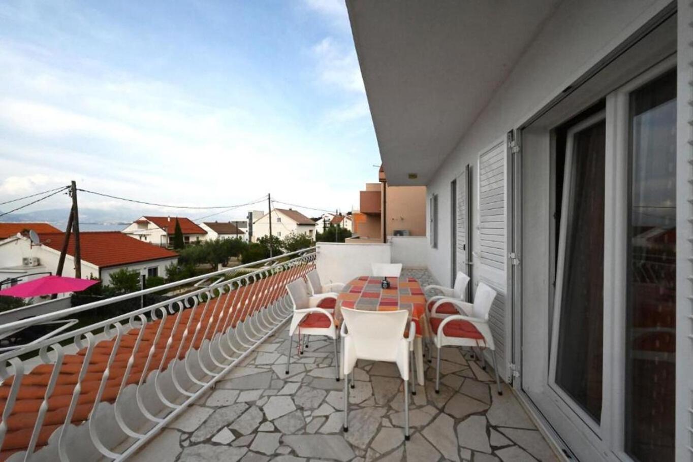 Apartment Mihovilovic Slatine Bagian luar foto