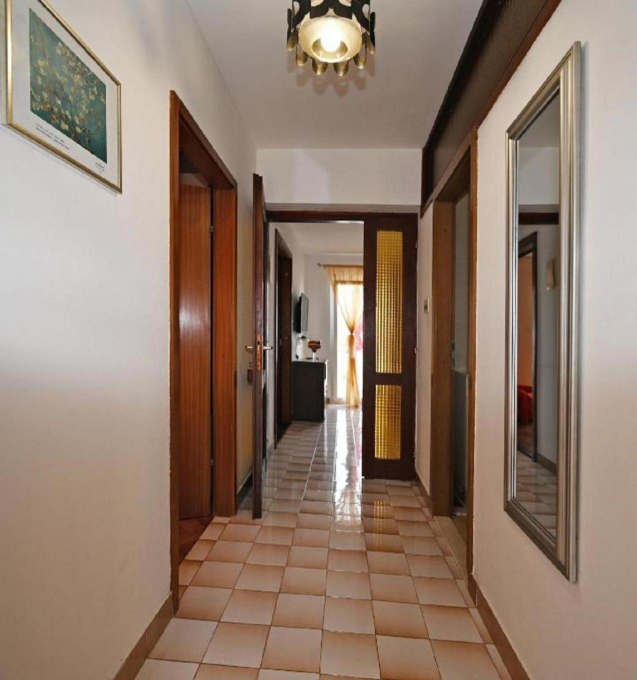 Apartment Mihovilovic Slatine Bagian luar foto