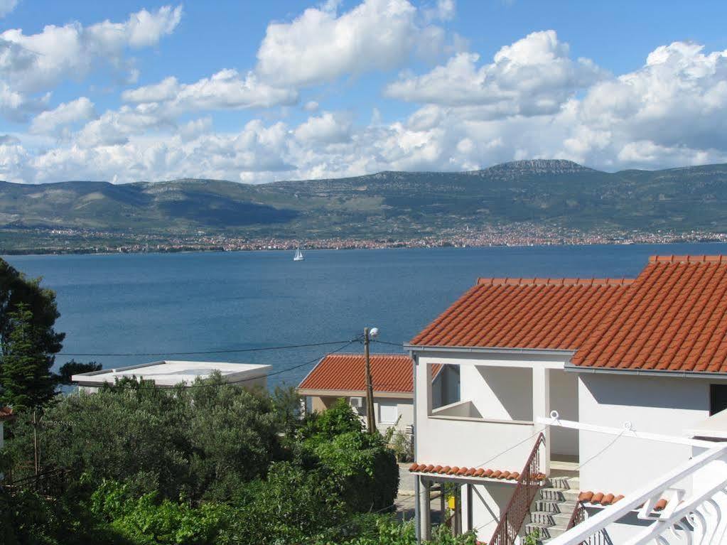 Apartment Mihovilovic Slatine Bagian luar foto